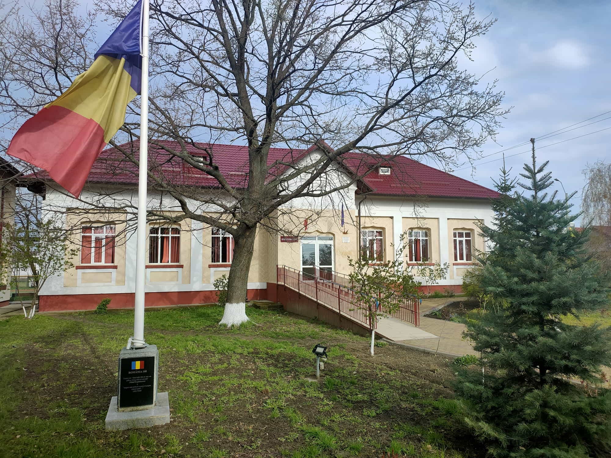 Poza Lețcani_11.jpg